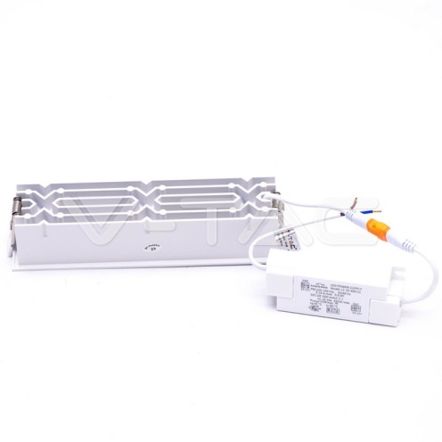 LED Луна SAMSUNG ЧИП - 20W Рефлектор UGR<19 12' 4000K - изглед 2 - rZ commerce LED Луна SAMSUNG ЧИП - 20W Рефлектор UGR<19 12' 4000K - изглед 2