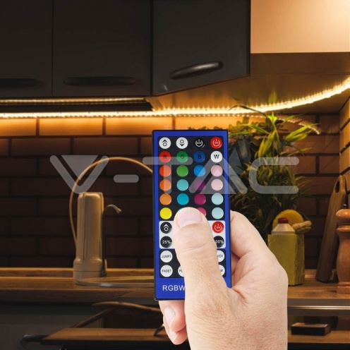 Контролер за LED Лента RGB+Бяло - изглед 7 - rZ commerce Контролер за LED Лента RGB+Бяло - изглед 7